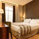 Dorma Almada 4*