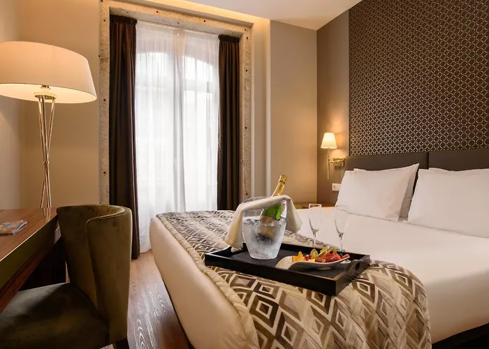 Dorma Almada Porto 4*