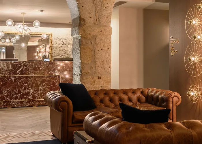 Dorma Almada Porto 4*