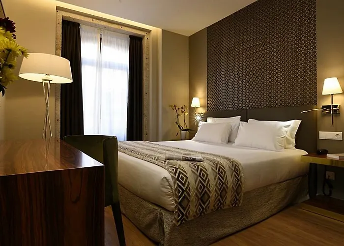 Dorma Almada Porto 4*