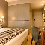 Szálloda Dorma Almada Porto