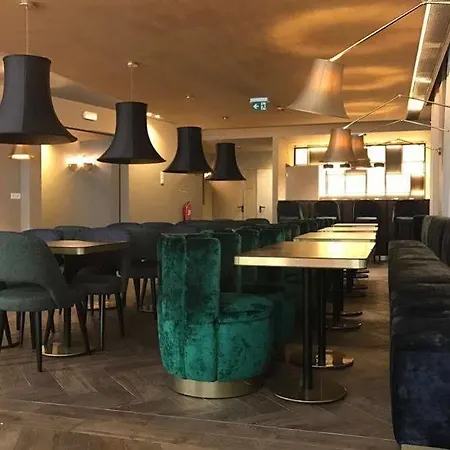 Exe Almada Hotel