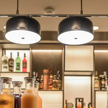 Exe Almada Hotel 4*