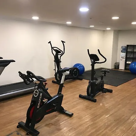 エクセ アルマダ ホテル ポルト