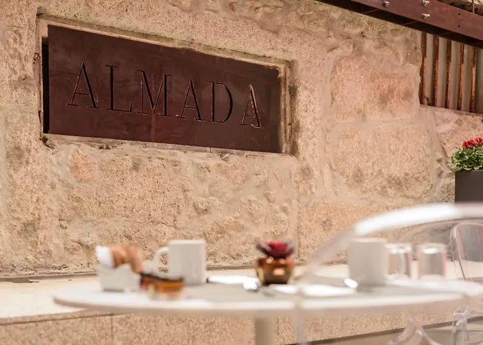 Dorma Almada 波尔图